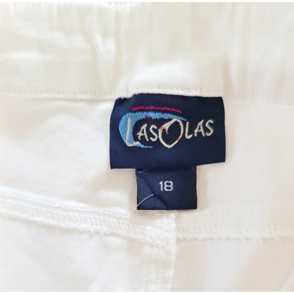 Las Olas 18 White‎ Denim Shorts Cuffed Hem Casual Summer NWT Pockets - Picture 6 of 9